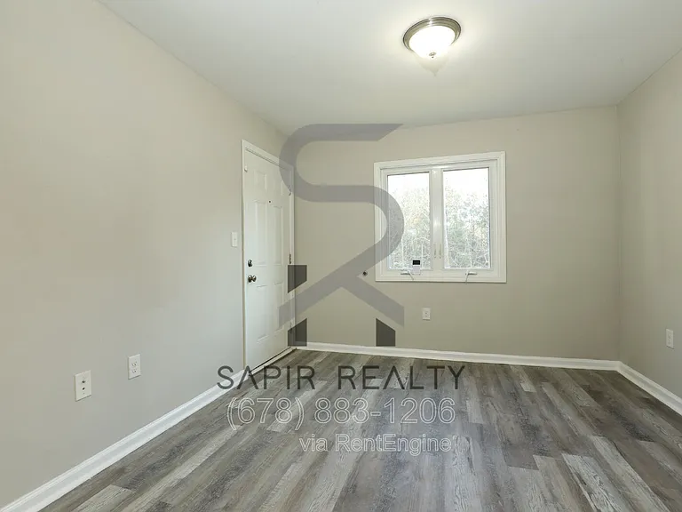 166 Anderson Ave NW #B08 — Photo 4
