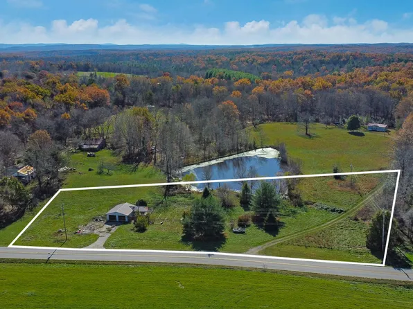 4925 Nashville Hwy, Deer Lodge, TN 37726