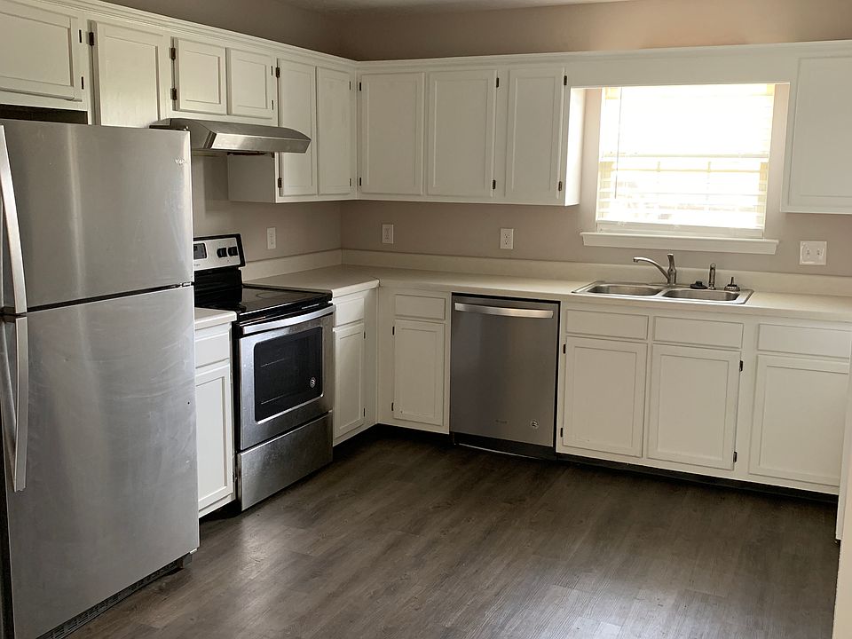 1st image of 2221 S Rutherford Blvd
