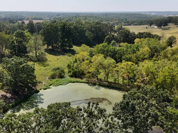 24770 Juniper Road, Lebanon, MO 65536