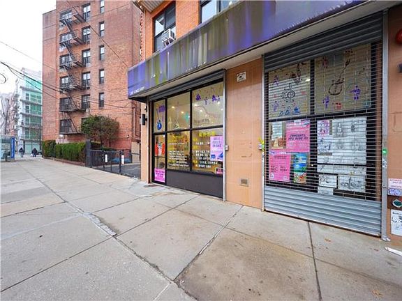 4th image of 366 Kings Hwy #1