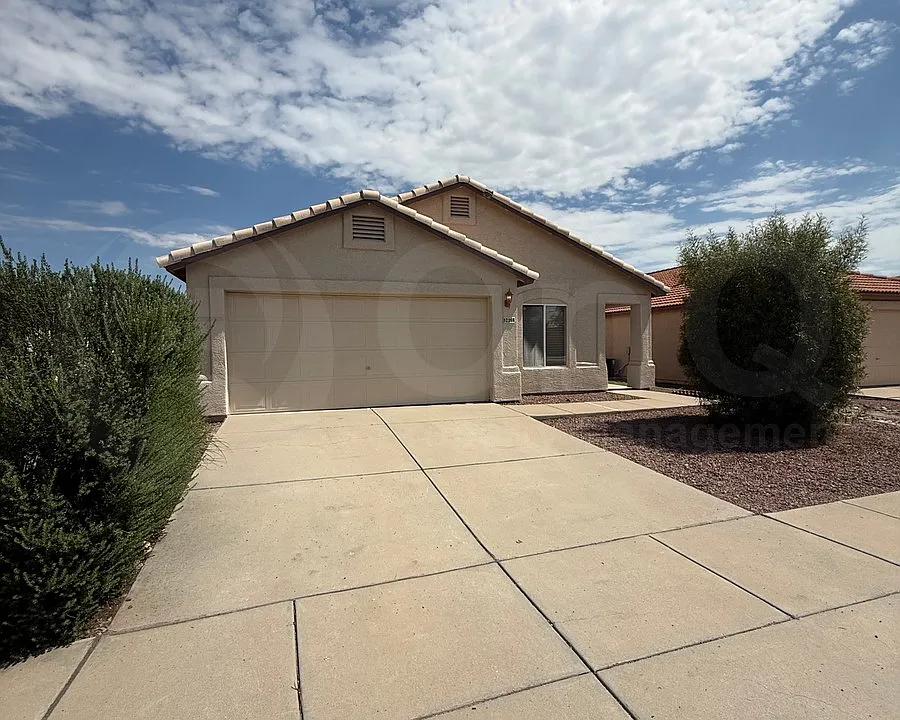 2396 W Silverbell Tree Dr