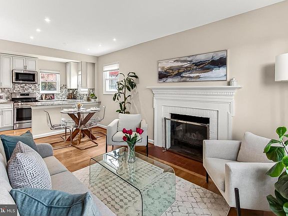 5th image of 905 N McKinley Rd