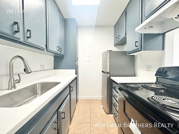 3rd image of 8202 Langdon Ave #30