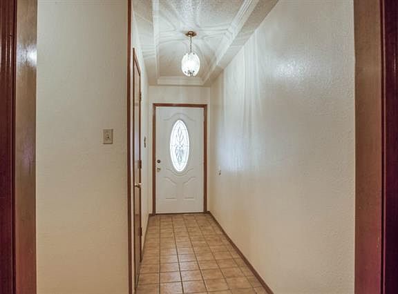 4th image of 6713 Parkwood Dr
