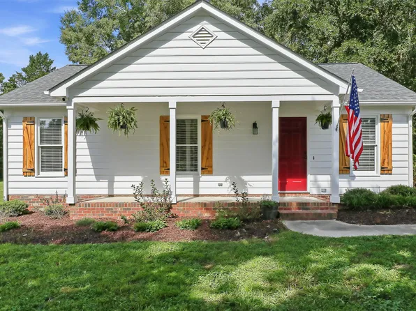 636 Lake Glad Rd, Wendell, NC 27591