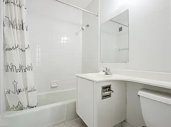 Rented by Lin Pan Realty Group LLC