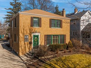 323 Bartram Rd, Riverside, IL 60546