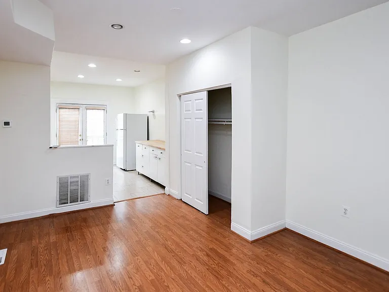 1651 Gales St NE — Photo 7