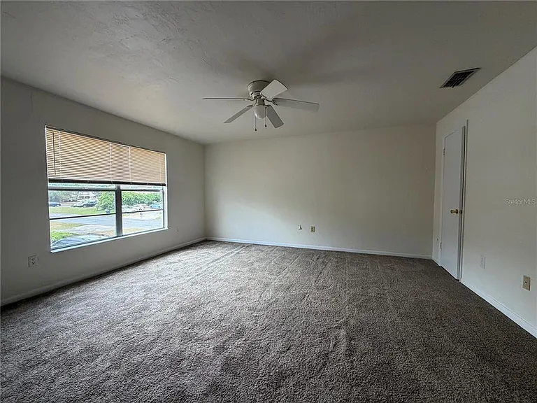 3924 SW 26th Dr #5 — Photo 8