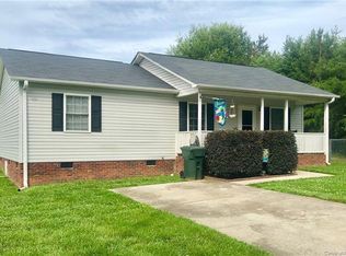 302 Howell St, Cherryville, NC 28021