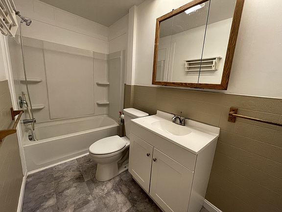 bath off kitchen (room with light on in previous photo)