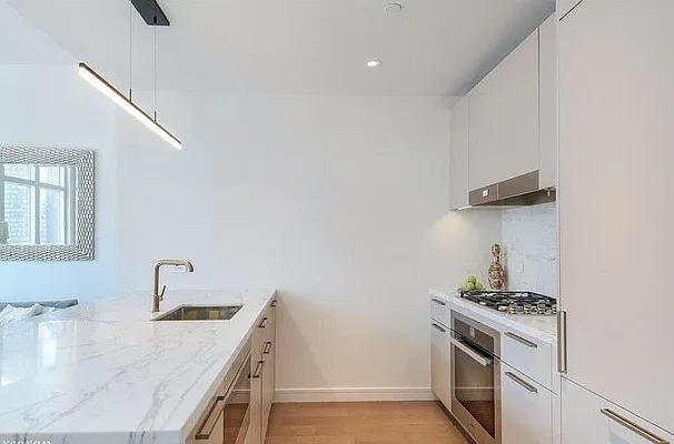 Rented by Keller Williams NYC | media 59