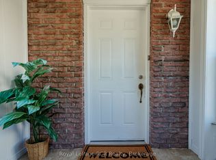 92 Alice St, Collingwood, ON L9Y3S1
