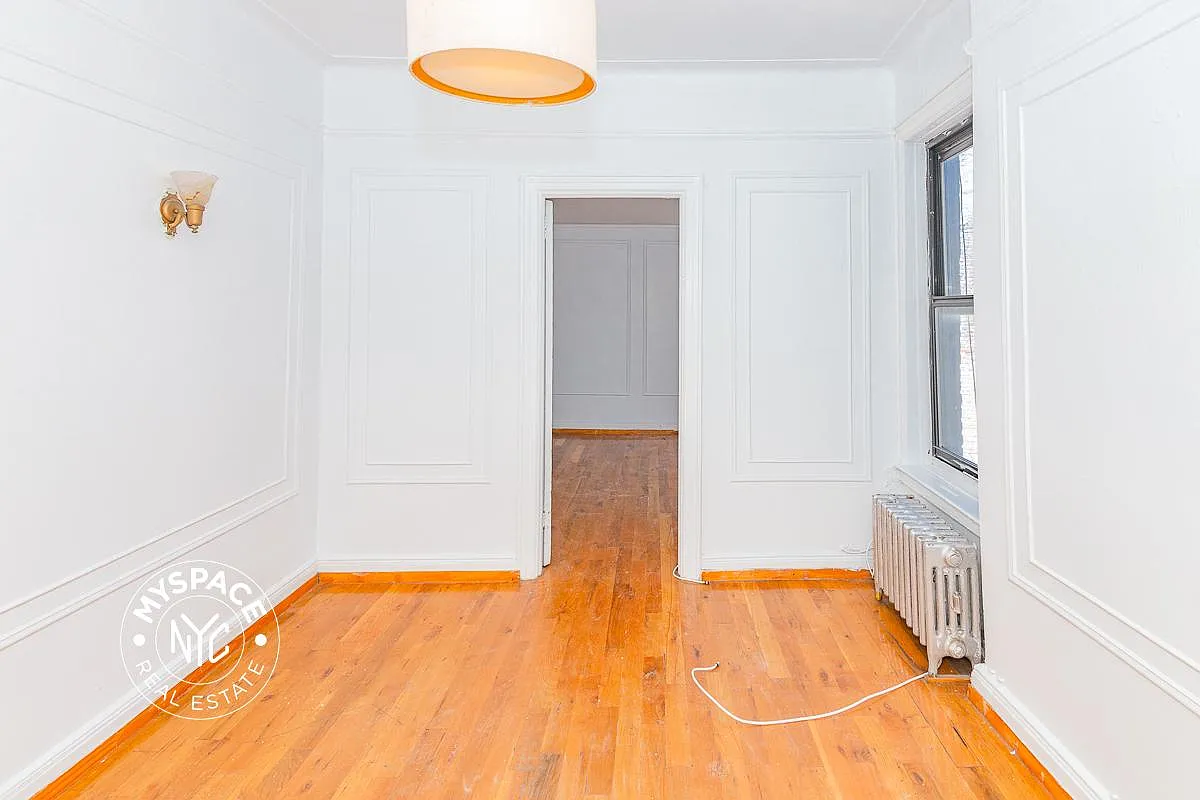 Building Photo - 228 S 3rd St #B3