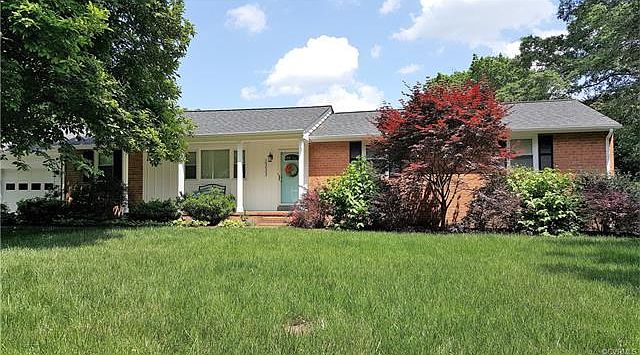 1st image of 2333 Woodmont Dr