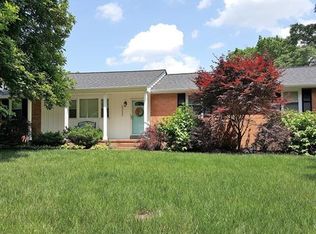 2333 Woodmont Dr, North Chesterfield, VA 23235