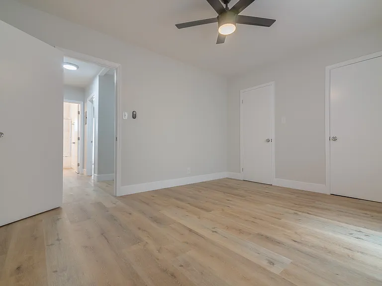 3940 Nicolet Ave #14 — Photo 12