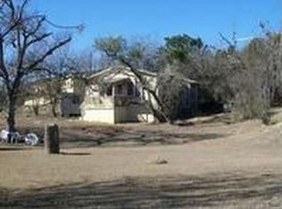 1427 Lake Forest Rd, Pipe Creek, TX 78063