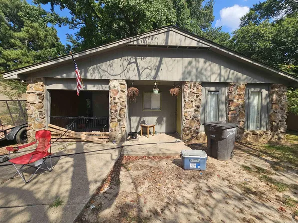512 Lehman Dr, Jacksonville, AR 72076