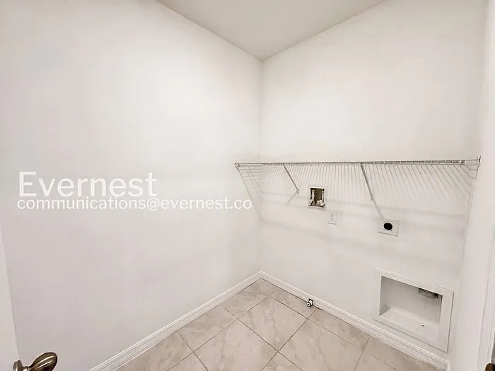 1630 Spray Ter — Photo 22