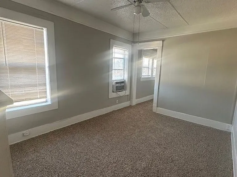 691 Durant Pl NE — Photo 6