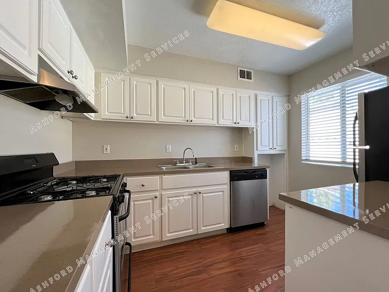 7141 N 16th St #227 — Photo 13