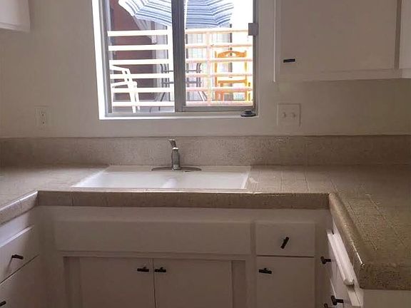 2nd image of 12631 Vanowen St APT 6