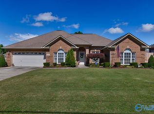 127 Archered Way, New Market, AL 35761