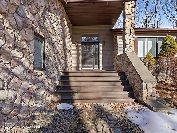 5th image of 1197 Dewberry Dr