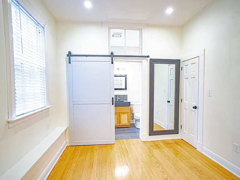 4121 Magazine St #1 — Photo 20
