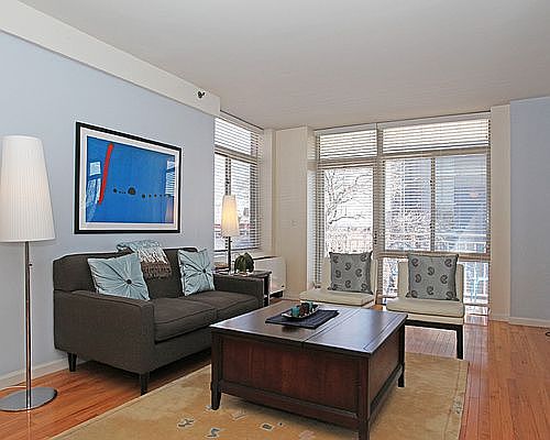 4th image of 3625 Oxford Ave APT 5A