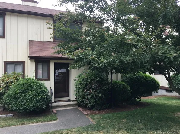 204 Concord Ct, Beacon Falls, CT 06403