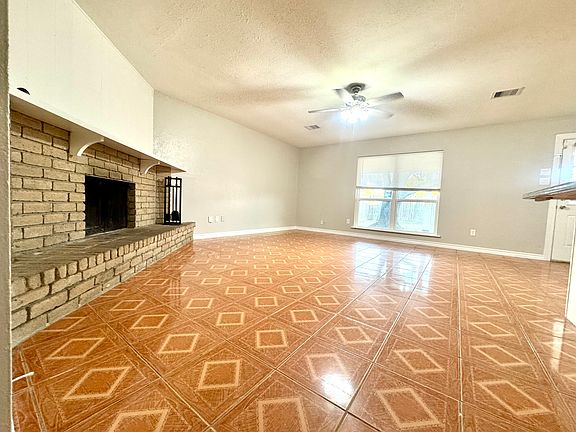 5th image of 17610 Bullis Gap Dr