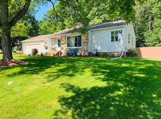 7576 Beverly Dr, Independence, OH 44131