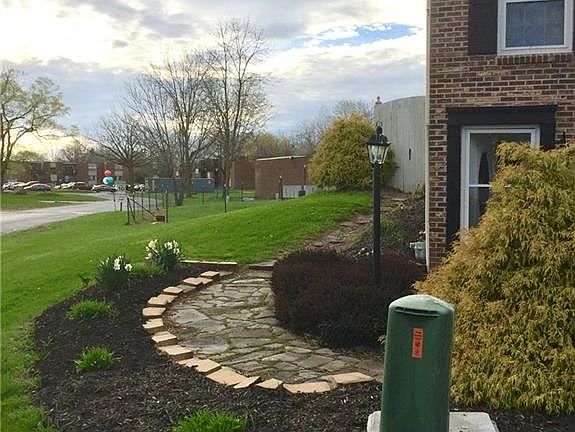 3rd image of 4347 Heritage Dr