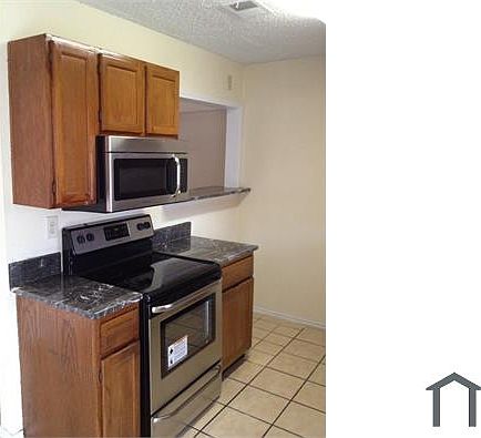 2nd image of 806 Lovingham Dr