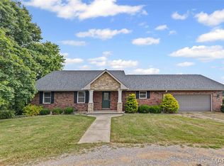 4600 Wessel Ln, Millstadt, IL 62260