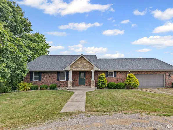4600 Wessel Ln, Millstadt, IL 62260