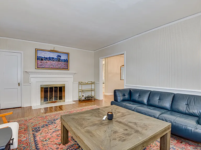 904 Highland Ave — Photo 9
