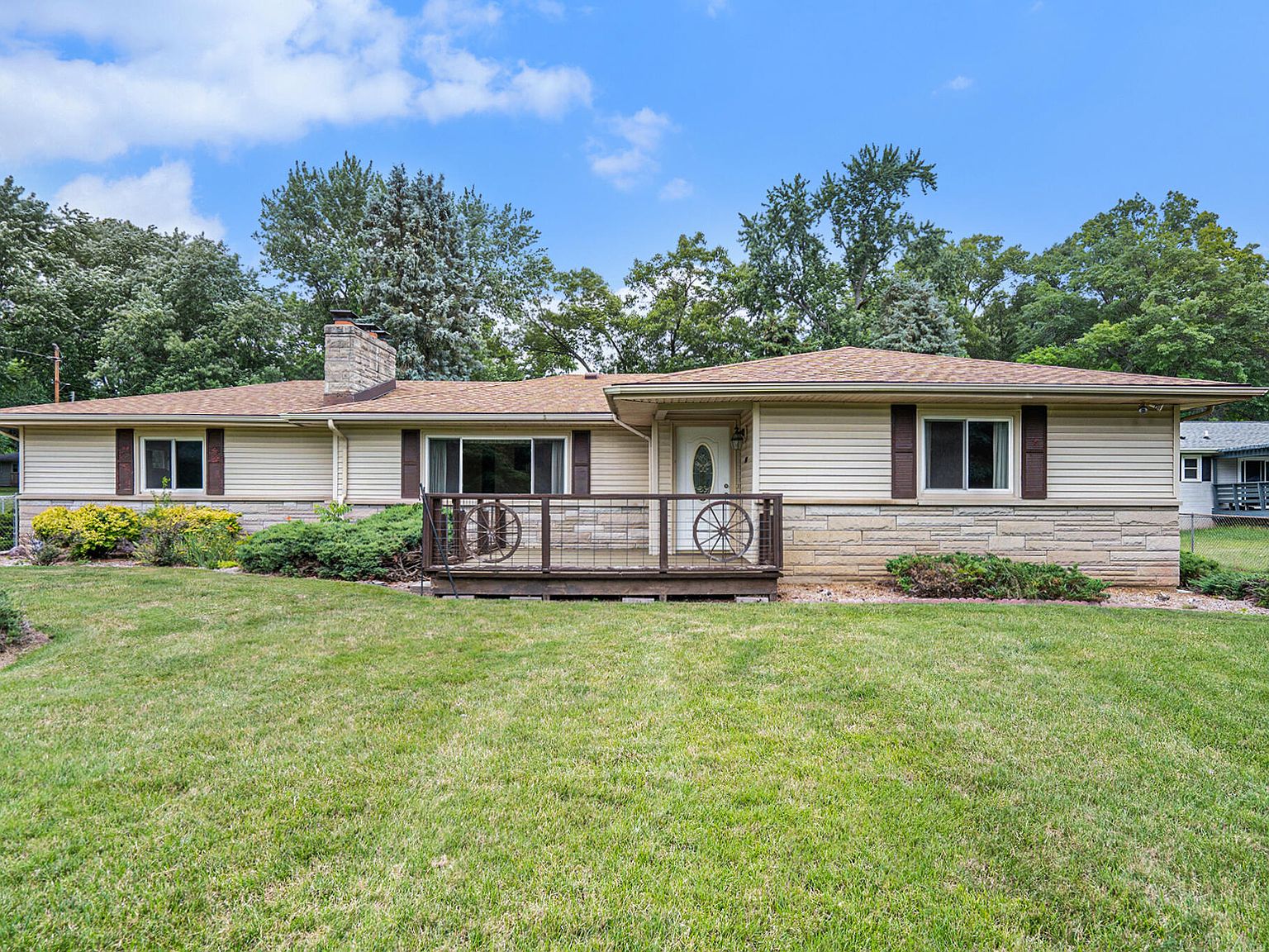 1527 Forest Dr, Portage, MI 49002 Zillow