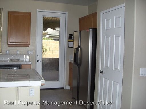 3rd image of 47412 Bahama Ct