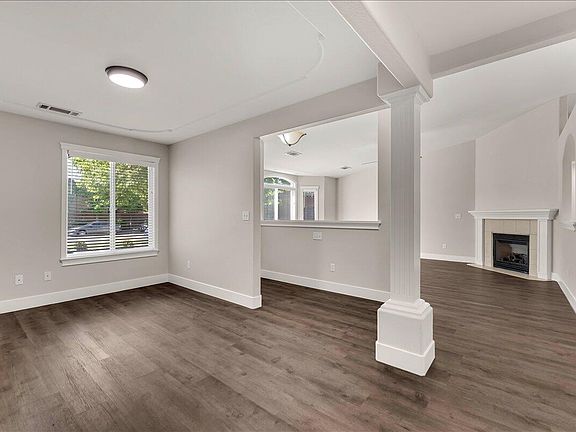 5th image of 1430 Crosspoint Way