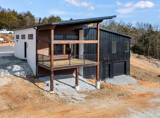 10 Teak Drive #14, Reeds Spring, MO 65737