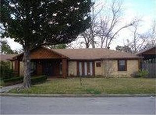 711 Canadian St, Houston, TX 77009