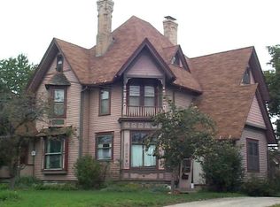 600 Margaret Pl, Elgin, IL 60120