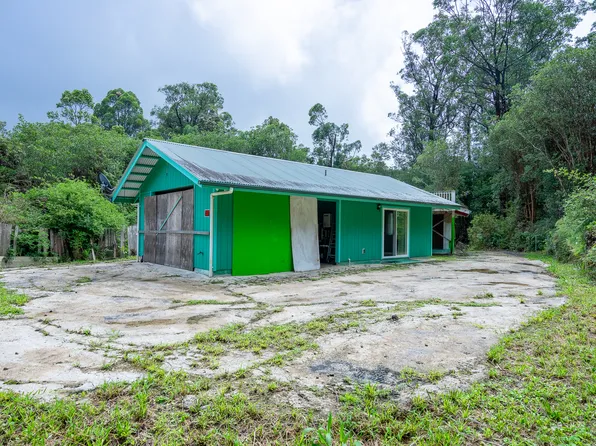 1 Road 1, Volcano, HI 96785