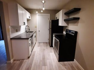 2410 2nd St #4, Cuyahoga Falls, OH 44221