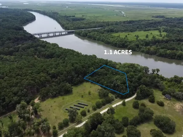  Santee Landing Rd., Georgetown, SC 29440