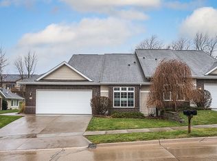71 Brentwood Dr, Iowa City, IA 52245